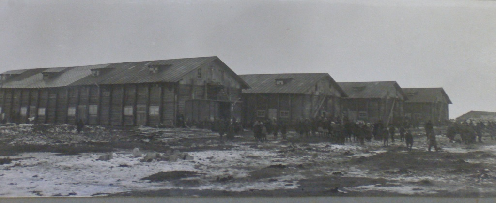 Склады на берегу Северной Двины. Котлас.