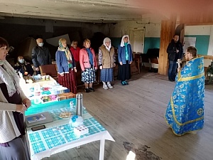 Чтобы вновь зазвучала молитва: протоиерей Владимир Новиков побывал в храмах-мучениках на Зимнем побережье Белого моря