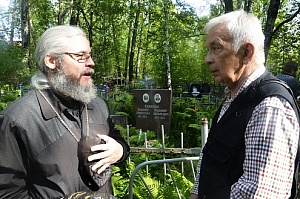 Автор книги об о.Николае Пискановском посетил Архангельск