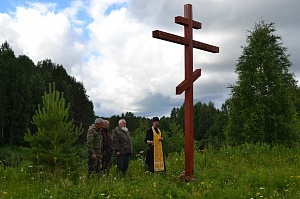 ШАРДА, ШУБУНЯ И ЁРГУС: КРЕСТНЫЙ ХОД В ЧЕСТЬ НОВОМУЧЕНИКОВ ПРОШЕЛ ПО БАССЕЙНУ ВАЕНЬГИ